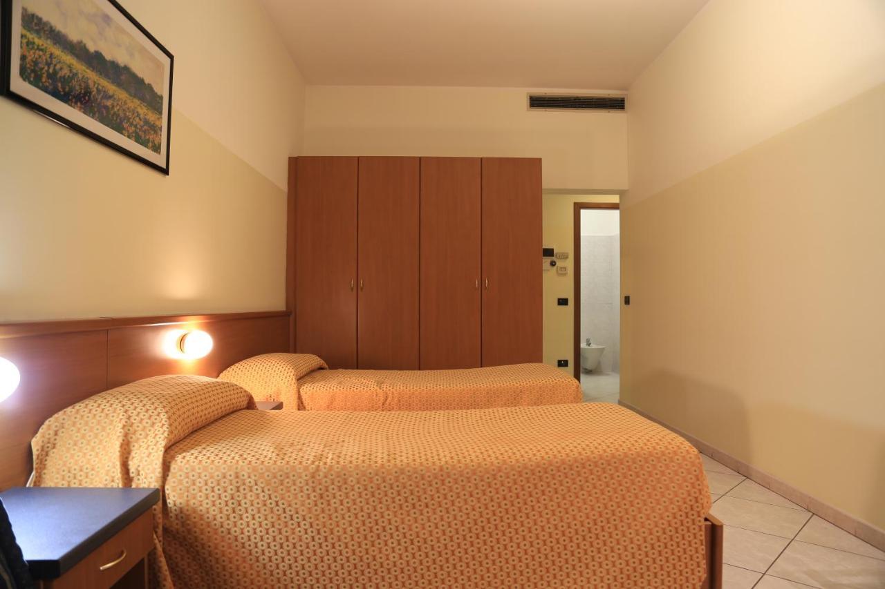 Alloggi Vitale Cesano Maderno Exteriér fotografie